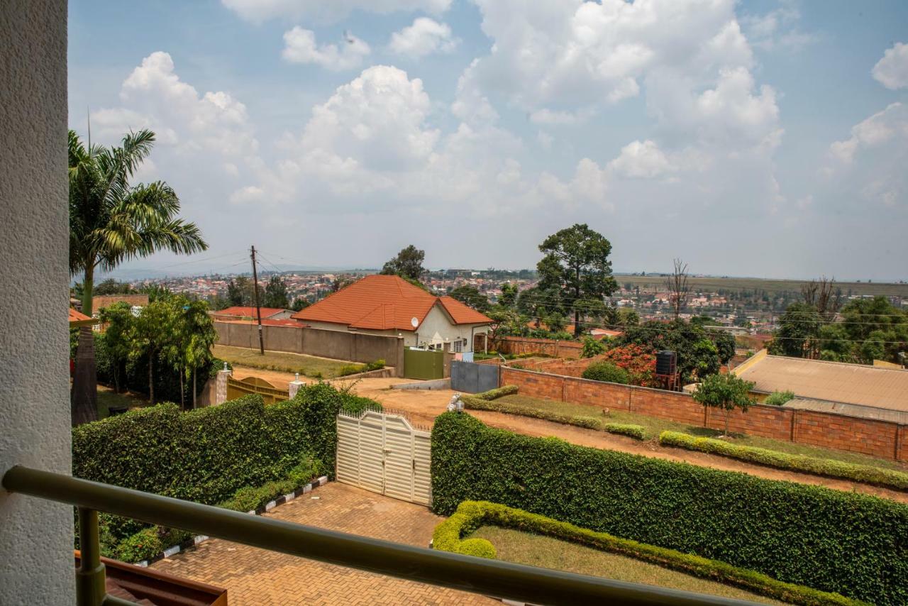 A Pousada Kigali Castle Exterior foto