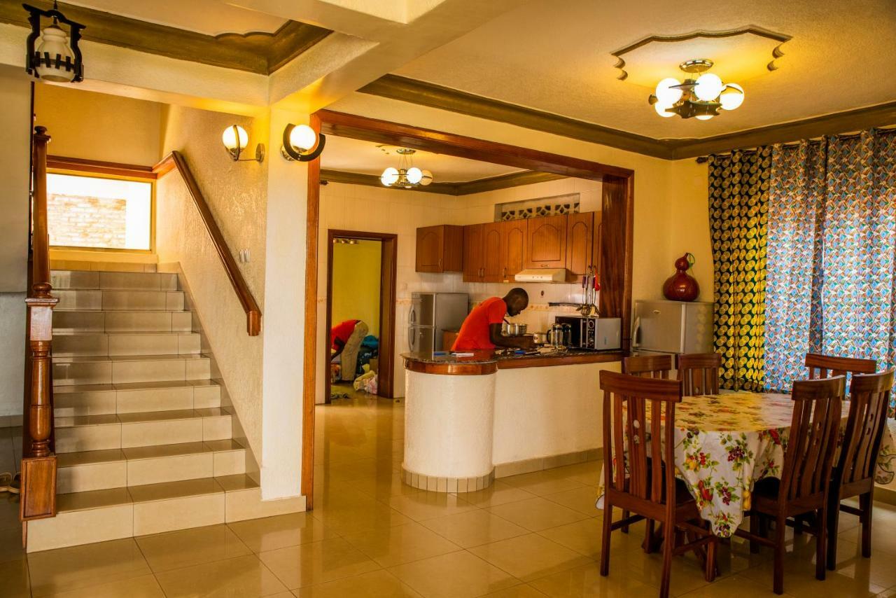 A Pousada Kigali Castle Exterior foto